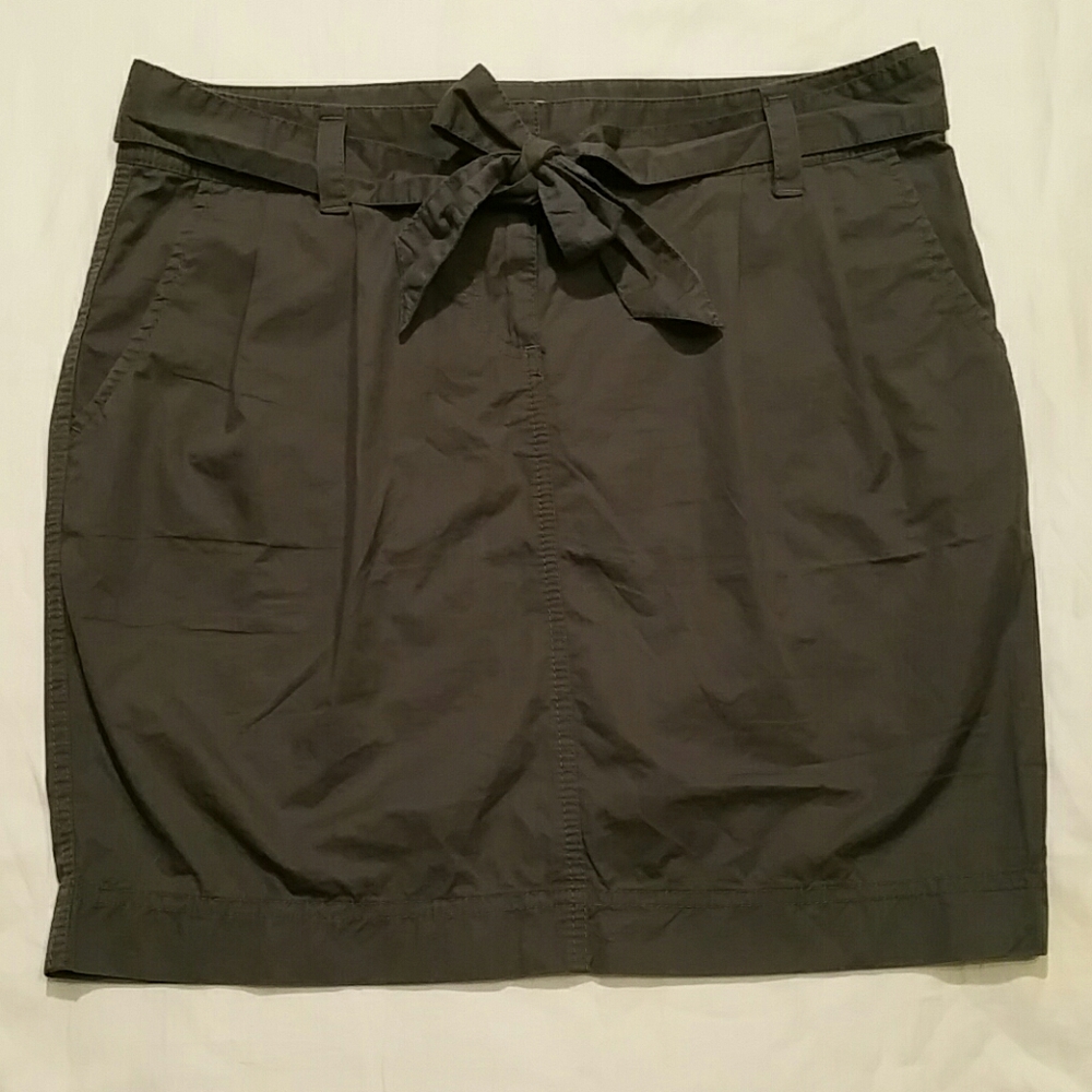 LOFT Ann Taylor EUC Skirt